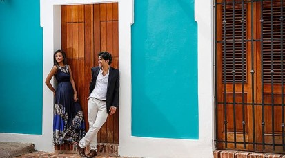 Engagement session in Old San Juan streets, Puerto Rico