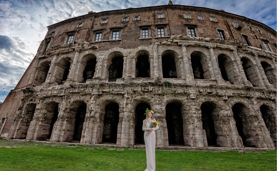 Bride with flowers at Roman Amphitheatre