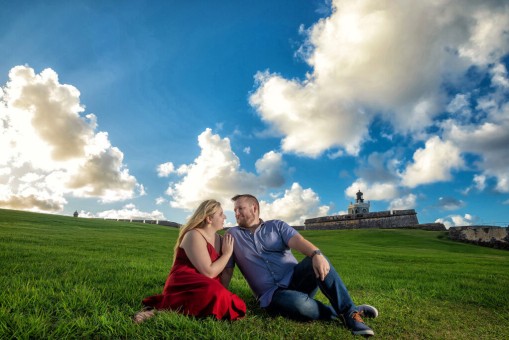Engagement session at El Morro Castle in Old San Juan