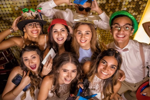 Quinceanera Photo booth Station by Goofy Face