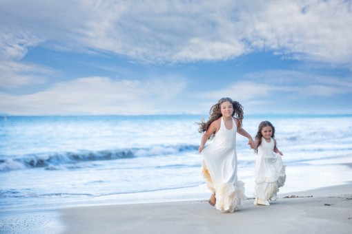 Families, brothers, sisters, and maternities' session in different beaches Puerto Rico